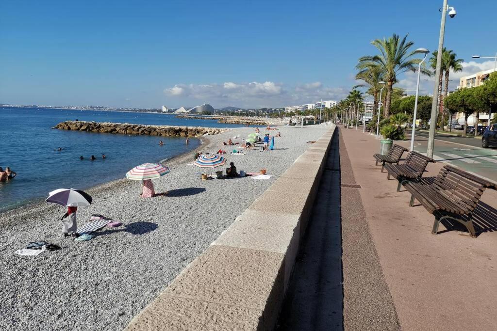 Appartement 6 Personnes Face A La Mer Cagnes-sur-Mer Ngoại thất bức ảnh