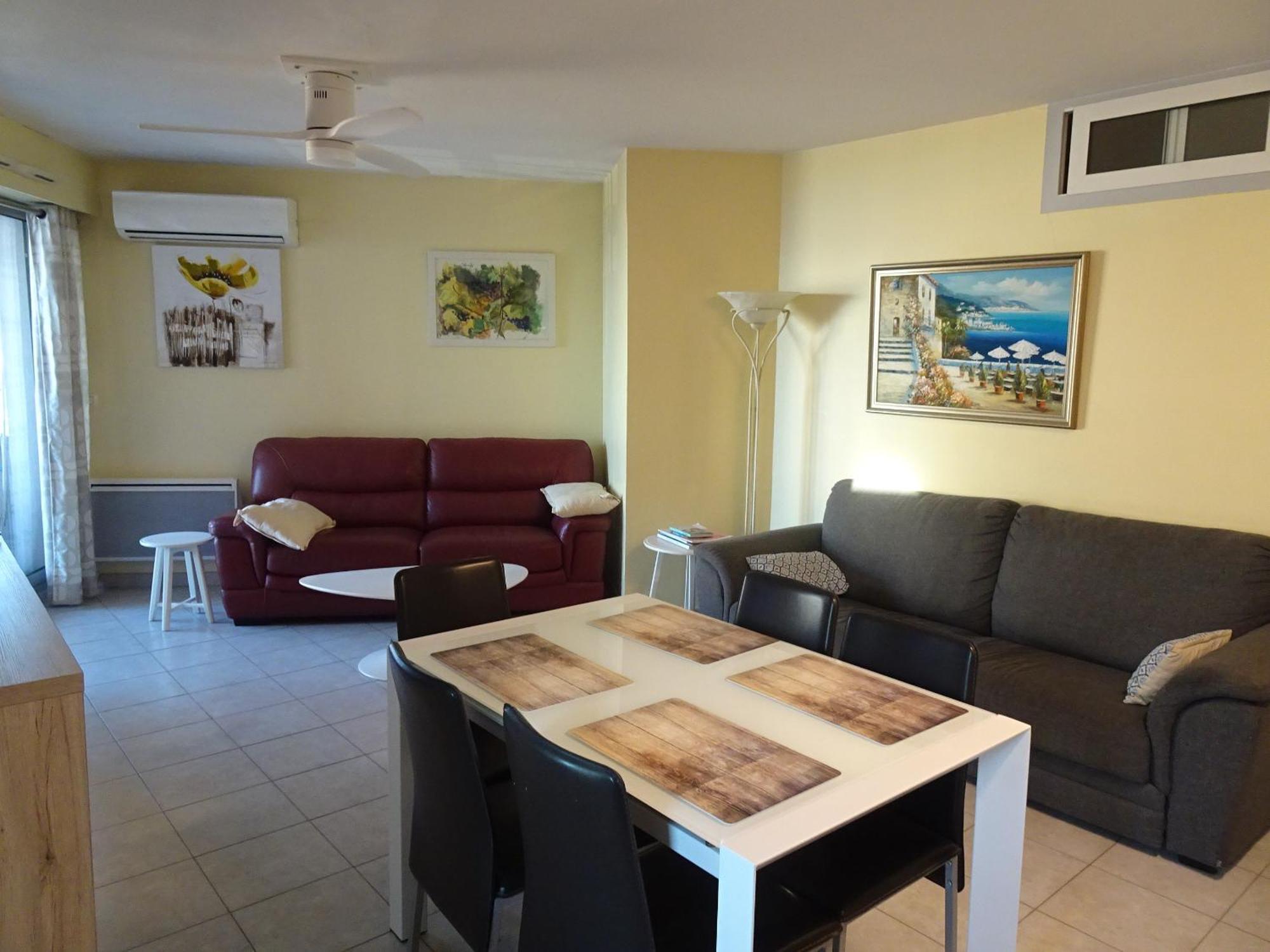 Appartement 6 Personnes Face A La Mer Cagnes-sur-Mer Ngoại thất bức ảnh